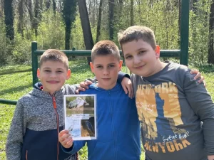 Škola uz rijeku